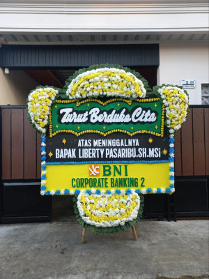 Papan Bunga Duka di Selakau