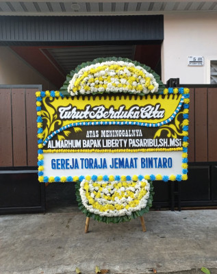 Papan Bunga Duka di Selakau